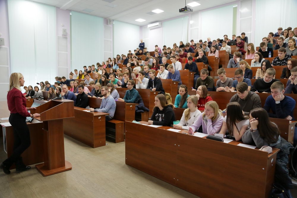 Работа в МФЦ: стабильно, интересно, перспективно