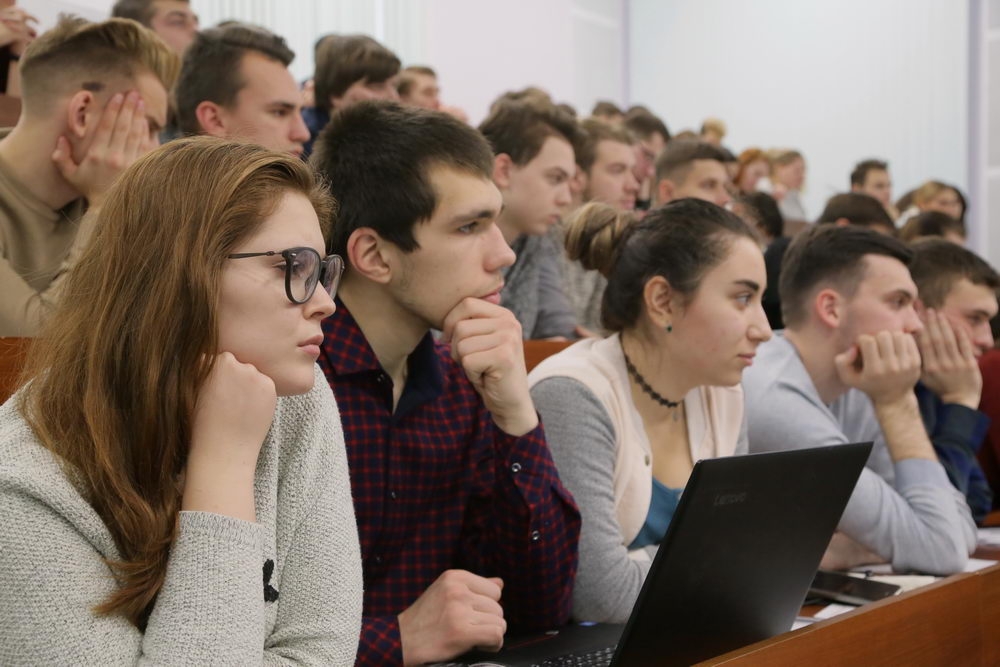 Работа в МФЦ: стабильно, интересно, перспективно