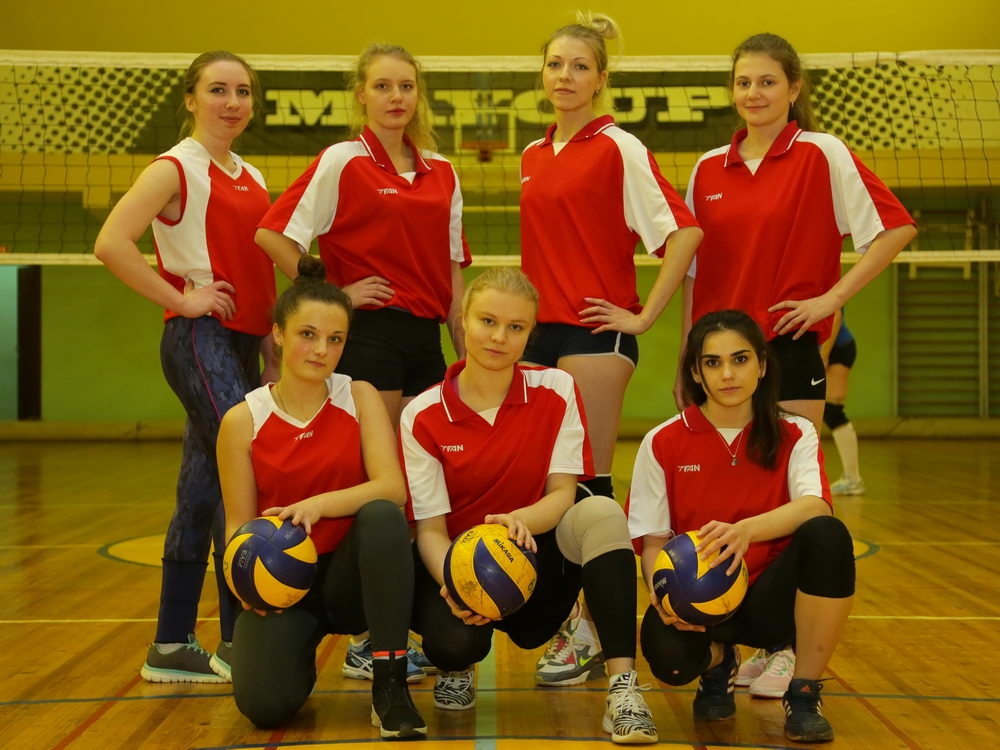 Всех построили!