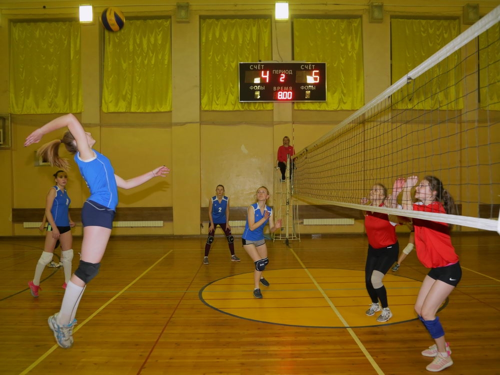 Всех построили!