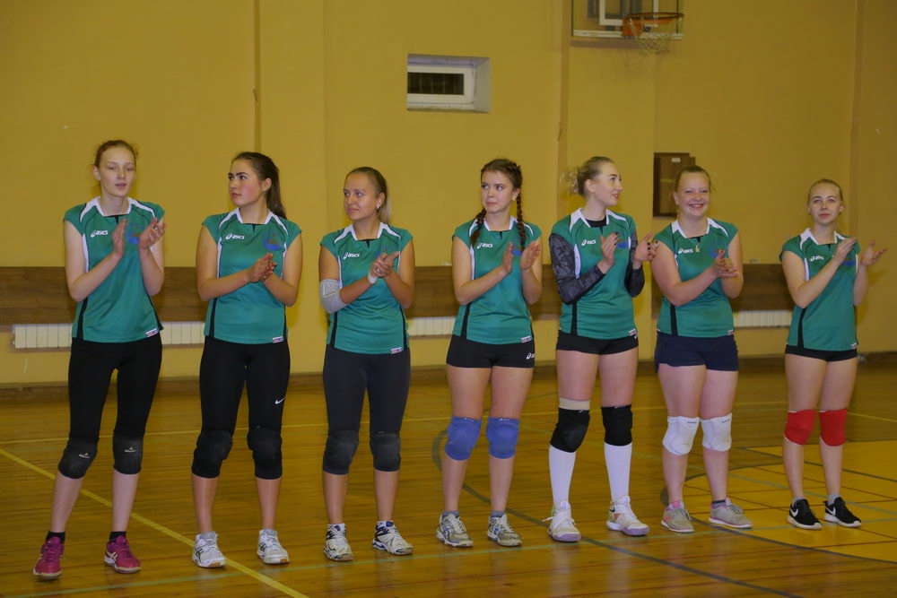 Всех построили!