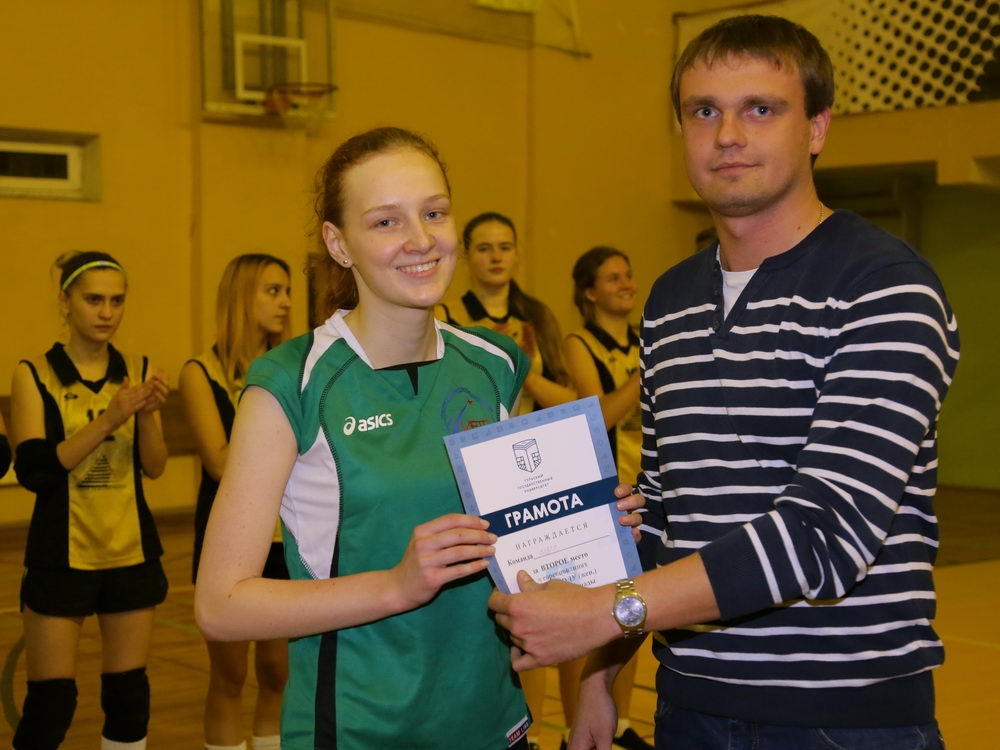 Всех построили!