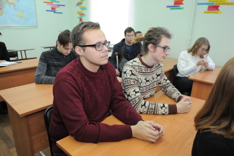 На одной кафедре — четыре главреда