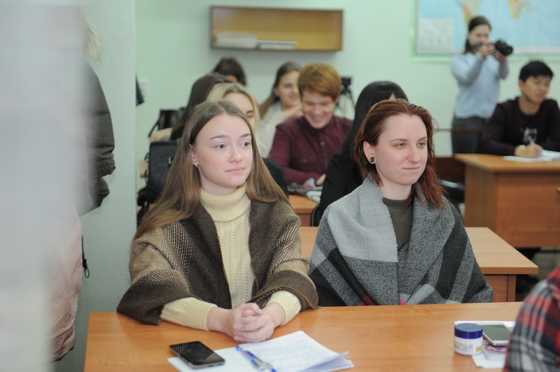 На одной кафедре — четыре главреда