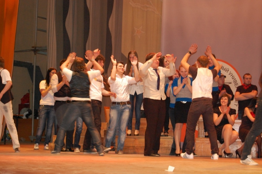 Красную или синюю?