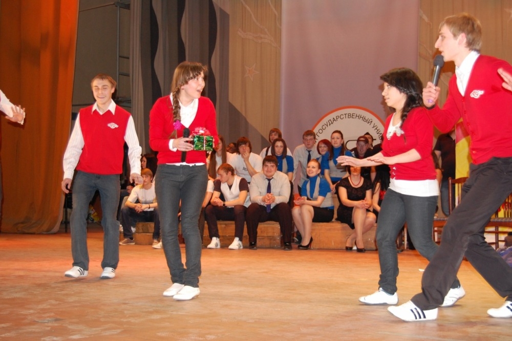 Красную или синюю?