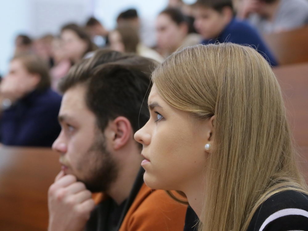 Конституции РФ — 25 лет!