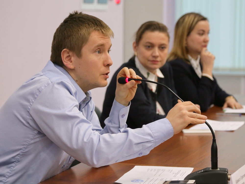 Конституции РФ — 25 лет!