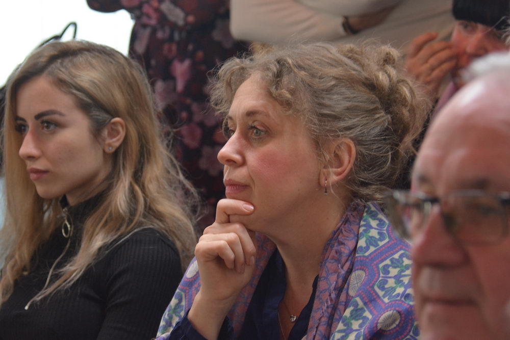 Где поставить запятую?