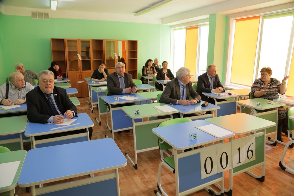 Ректоры сдают ЕГЭ