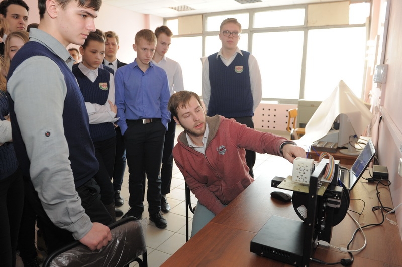 Как построить лифт в космос?