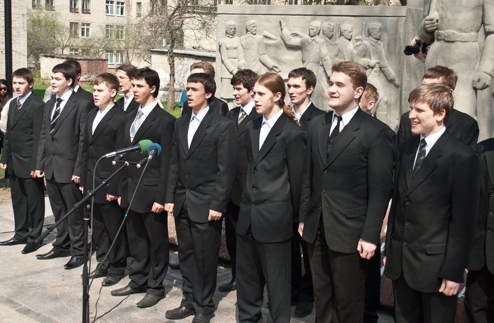 Место встречи выбрала война