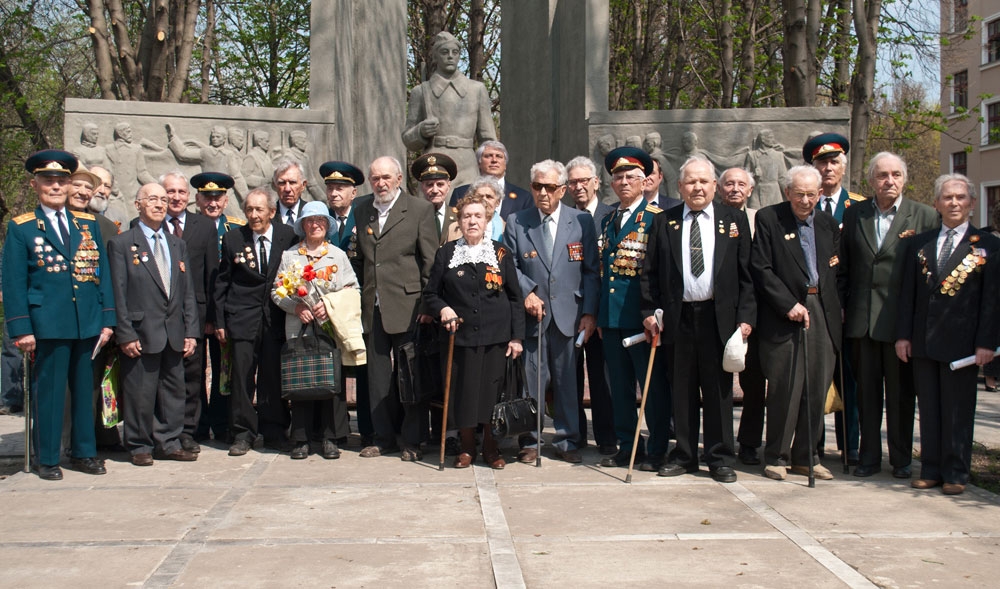Место встречи выбрала война