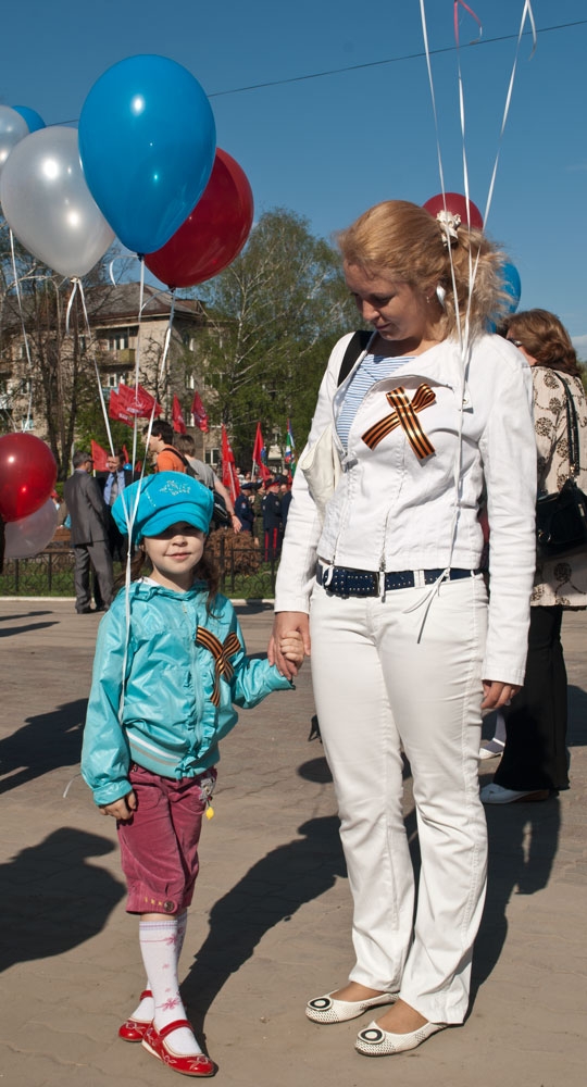 Фоторепортаж. Шествие по проспекту Ленина. День Победы