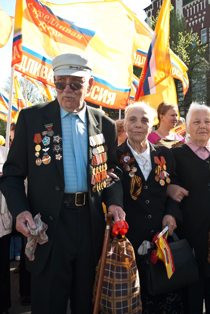 Фоторепортаж. Шествие по проспекту Ленина. День Победы