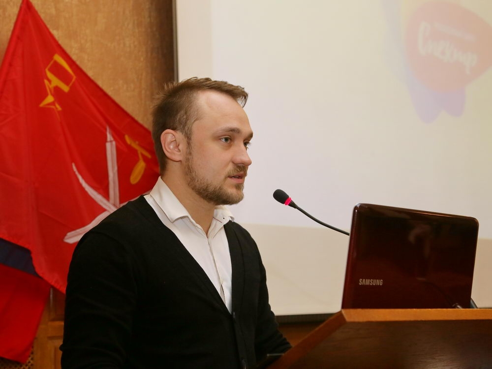 Гуманитарные и социально-экономические науки XXI века: от «курицы» до мемов       