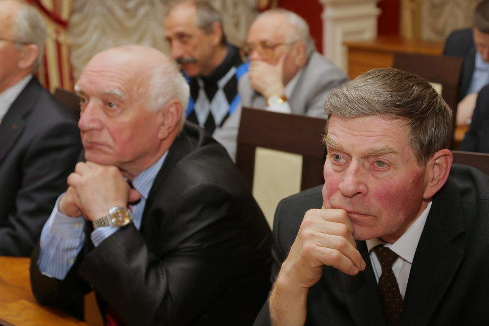 Новое в механике пластического формоизменения и обработке материалов