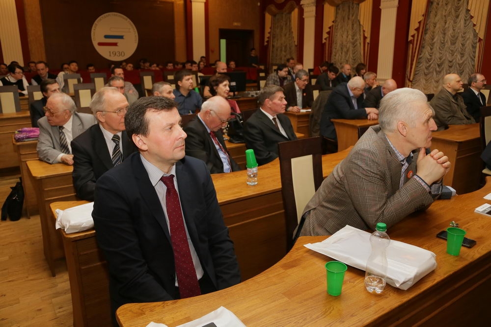 Новое в механике пластического формоизменения и обработке материалов