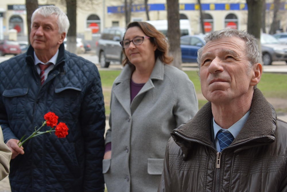  Дело Учителя живёт