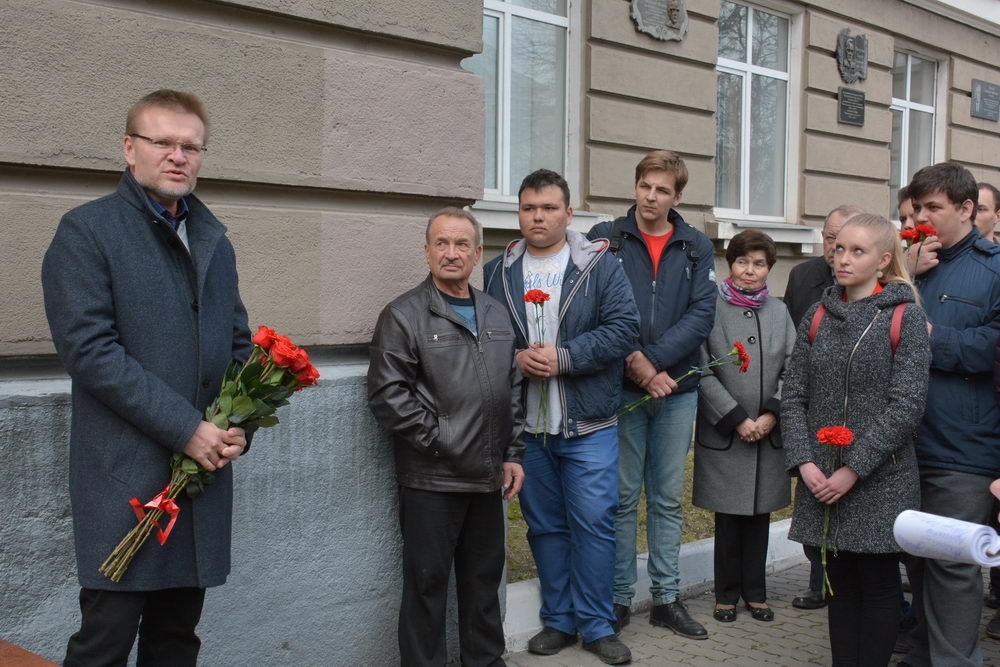  Дело Учителя живёт