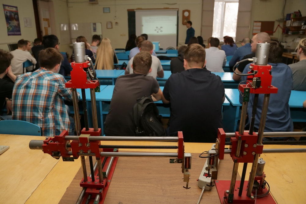 О технологиях, автоматизации, программировании и моделировании в машиностроении