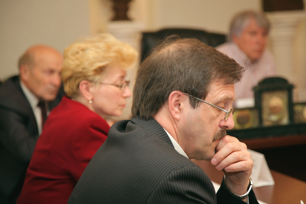 Необходимость объединить усилия назрела!