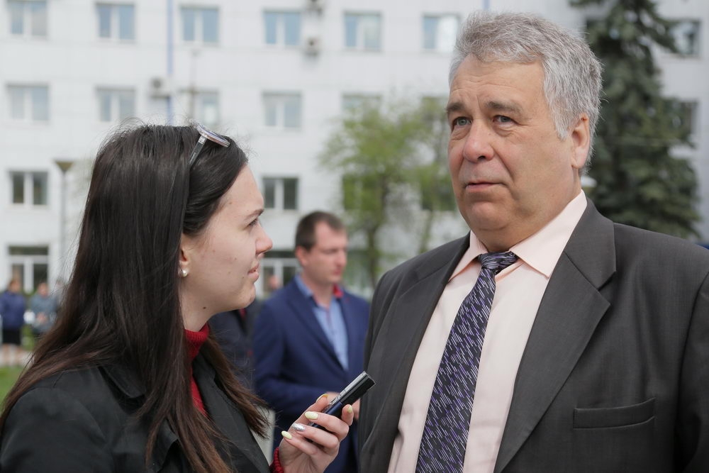 И гений места в бронзе возвратился на родину свою... 