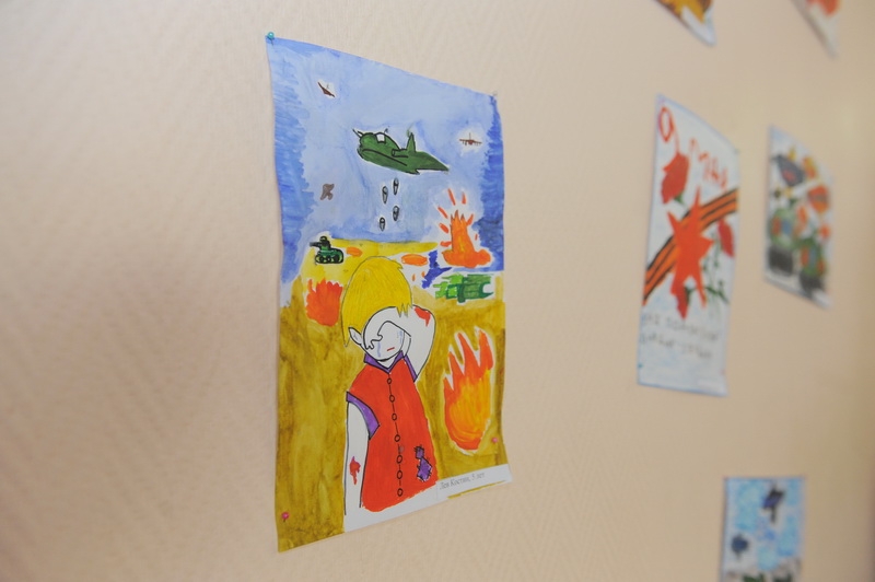 «Мне в холодной землянке тепло от моей негасимой любви»            