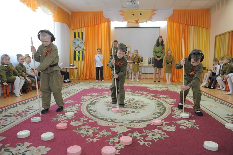 «Мне в холодной землянке тепло от моей негасимой любви»            