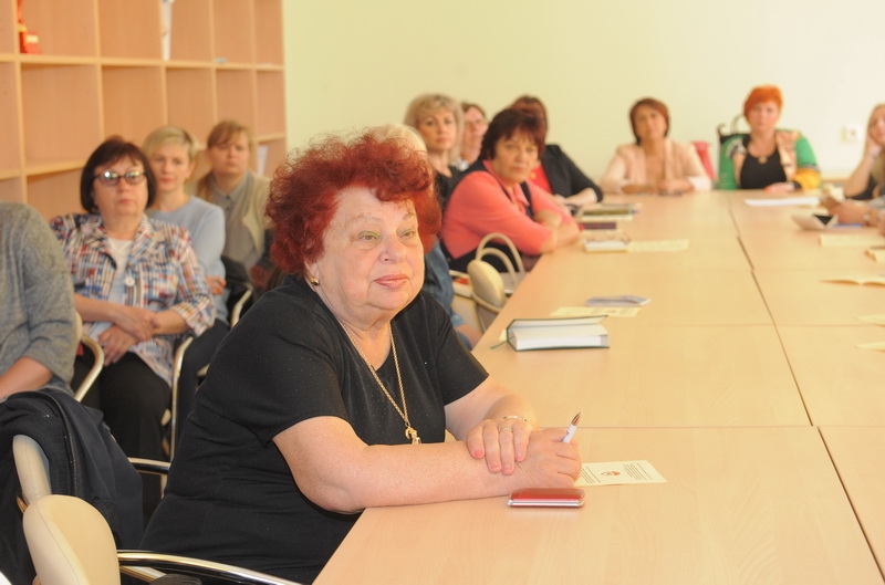 Профессионально сориентировать, трудоустроить и адаптировать