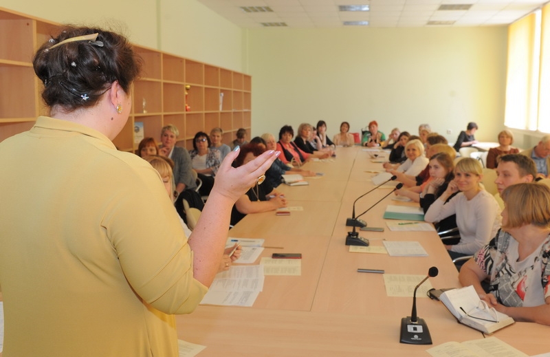 Профессионально сориентировать, трудоустроить и адаптировать