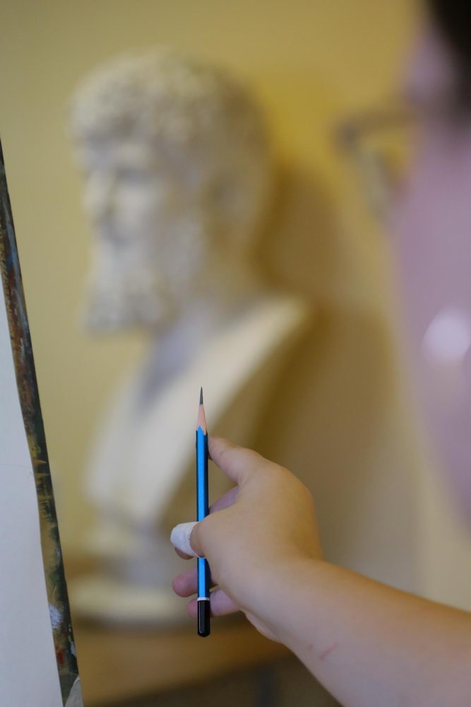 Абитуриенты ТулГУ рисуют экзамены