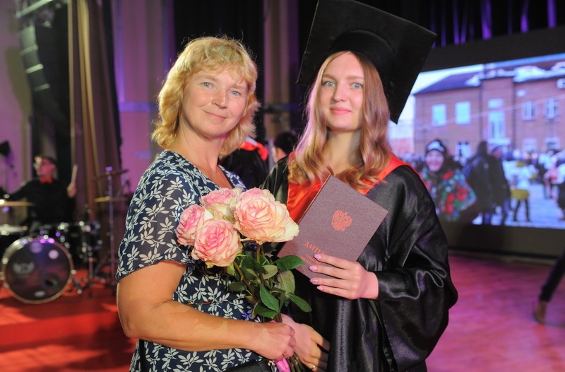 «Вы нужны родному краю! Вам всегда рады на наших, тульских предприятиях»