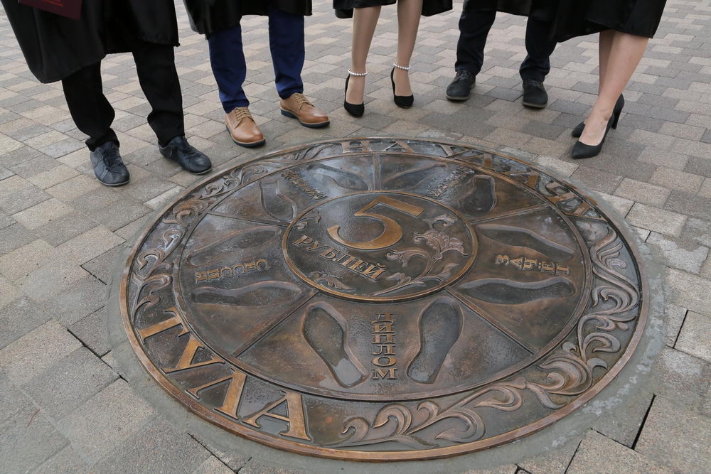 «Вы нужны родному краю! Вам всегда рады на наших, тульских предприятиях»