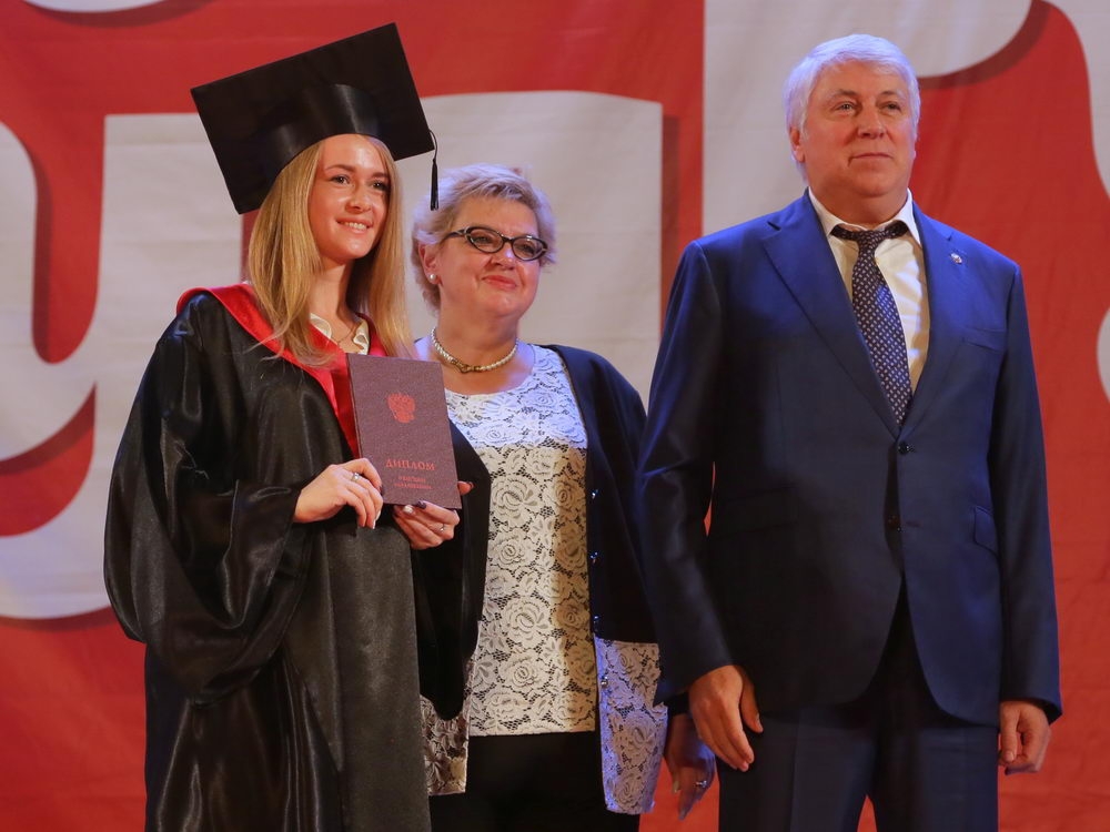 «Вы нужны родному краю! Вам всегда рады на наших, тульских предприятиях»