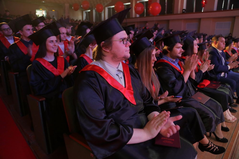 «Вы нужны родному краю! Вам всегда рады на наших, тульских предприятиях»