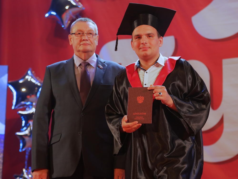 «Вы нужны родному краю! Вам всегда рады на наших, тульских предприятиях»