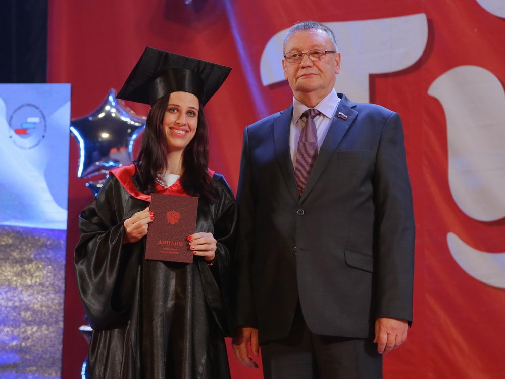 «Вы нужны родному краю! Вам всегда рады на наших, тульских предприятиях»