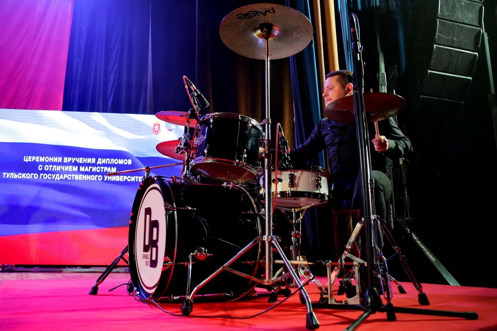 «Вы нужны родному краю! Вам всегда рады на наших, тульских предприятиях»