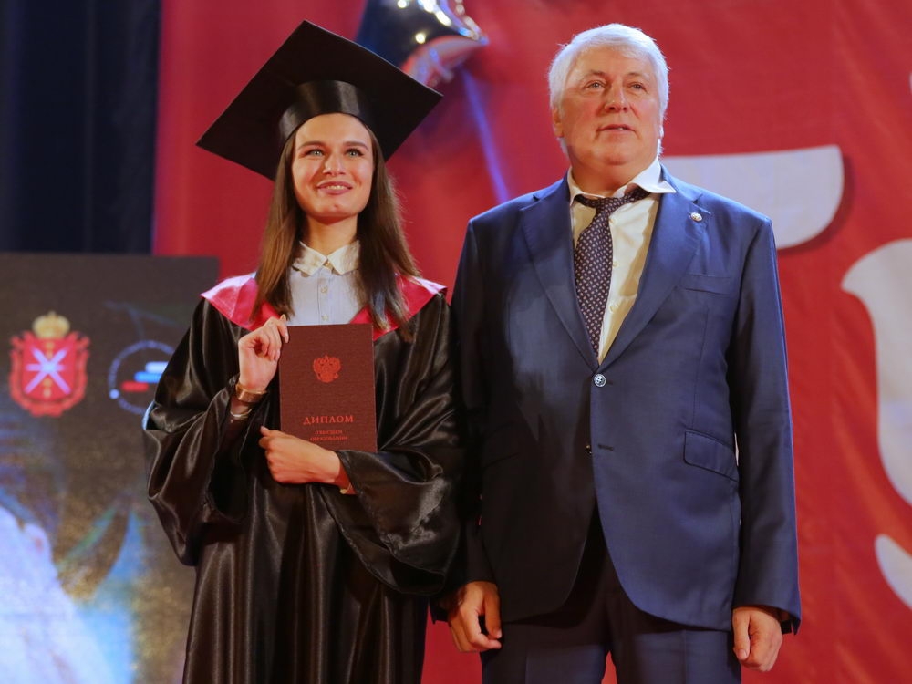 «Вы нужны родному краю! Вам всегда рады на наших, тульских предприятиях»