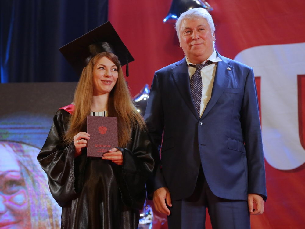 «Вы нужны родному краю! Вам всегда рады на наших, тульских предприятиях»