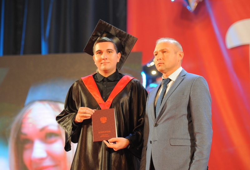 «Вы нужны родному краю! Вам всегда рады на наших, тульских предприятиях»