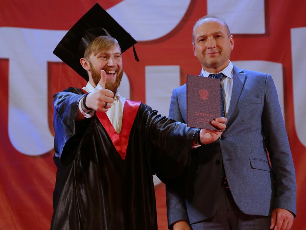 «Вы нужны родному краю! Вам всегда рады на наших, тульских предприятиях»