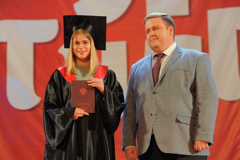 «Вы нужны родному краю! Вам всегда рады на наших, тульских предприятиях»