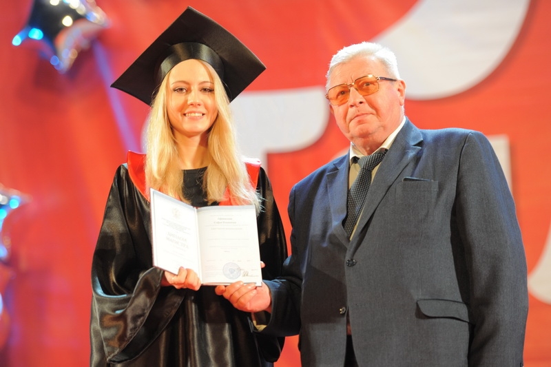 «Вы нужны родному краю! Вам всегда рады на наших, тульских предприятиях»