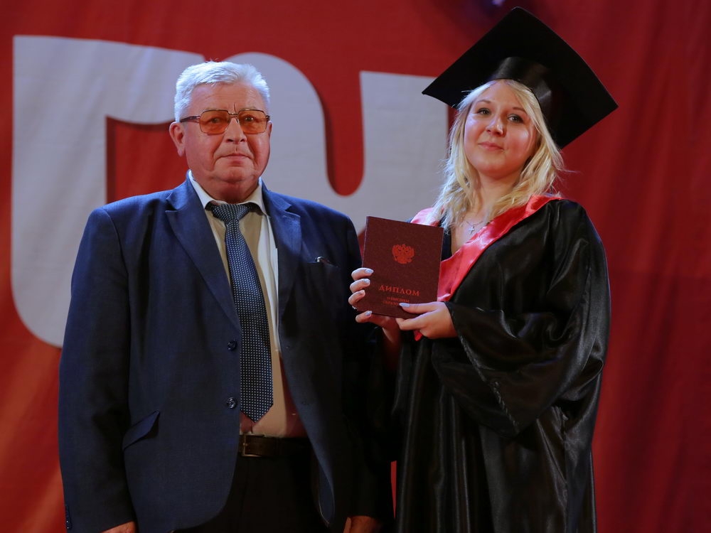 «Вы нужны родному краю! Вам всегда рады на наших, тульских предприятиях»