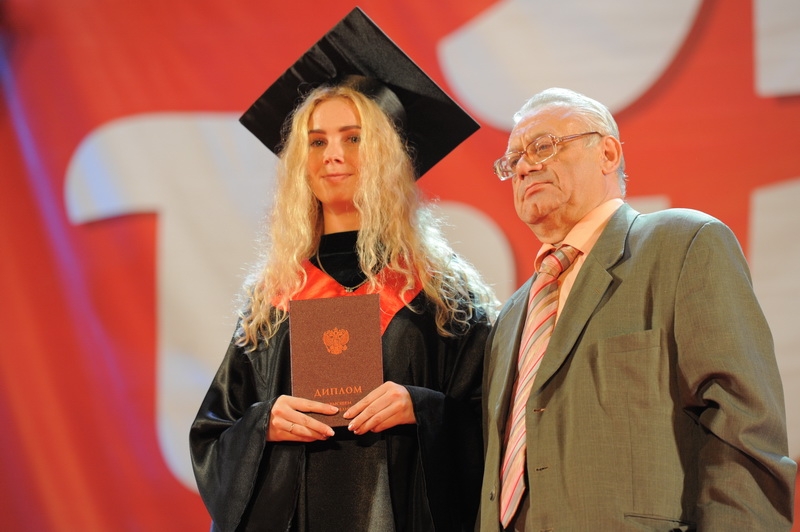 «Вы нужны родному краю! Вам всегда рады на наших, тульских предприятиях»