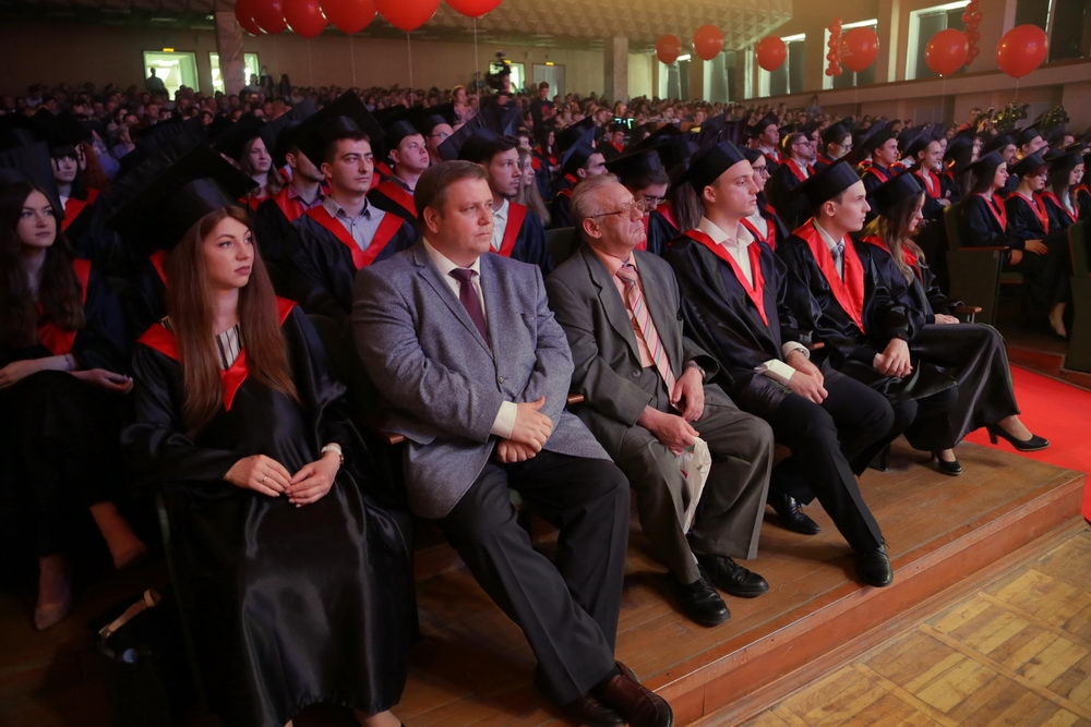 «Вы нужны родному краю! Вам всегда рады на наших, тульских предприятиях»