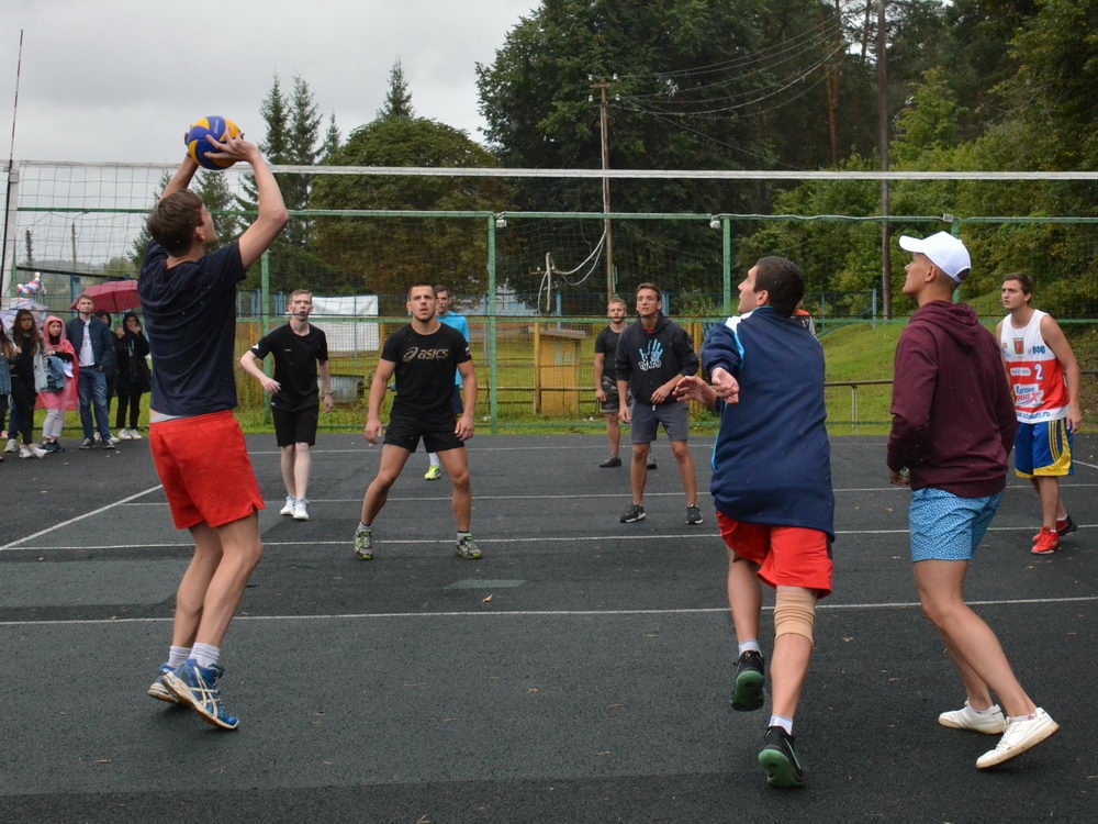Не стареет душой «Политехник»!