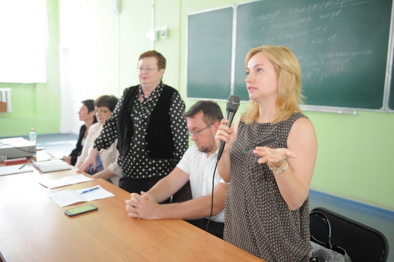 Переводить видеоигры, помогать людям и говорить правду